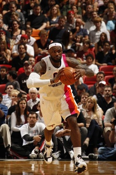 在赛场上展 在赛场上展